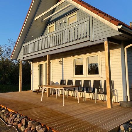 Freistehendes Einfamilienhaus Mit Boddenblick Naehe Ostsee Fuhlendorf  Экстерьер фото