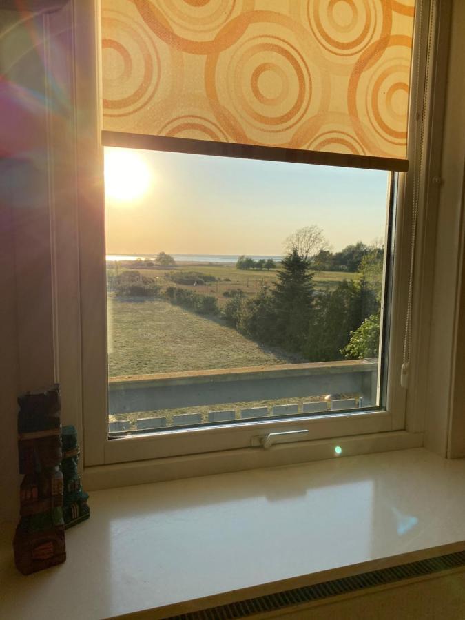 Freistehendes Einfamilienhaus Mit Boddenblick Naehe Ostsee Fuhlendorf  Экстерьер фото